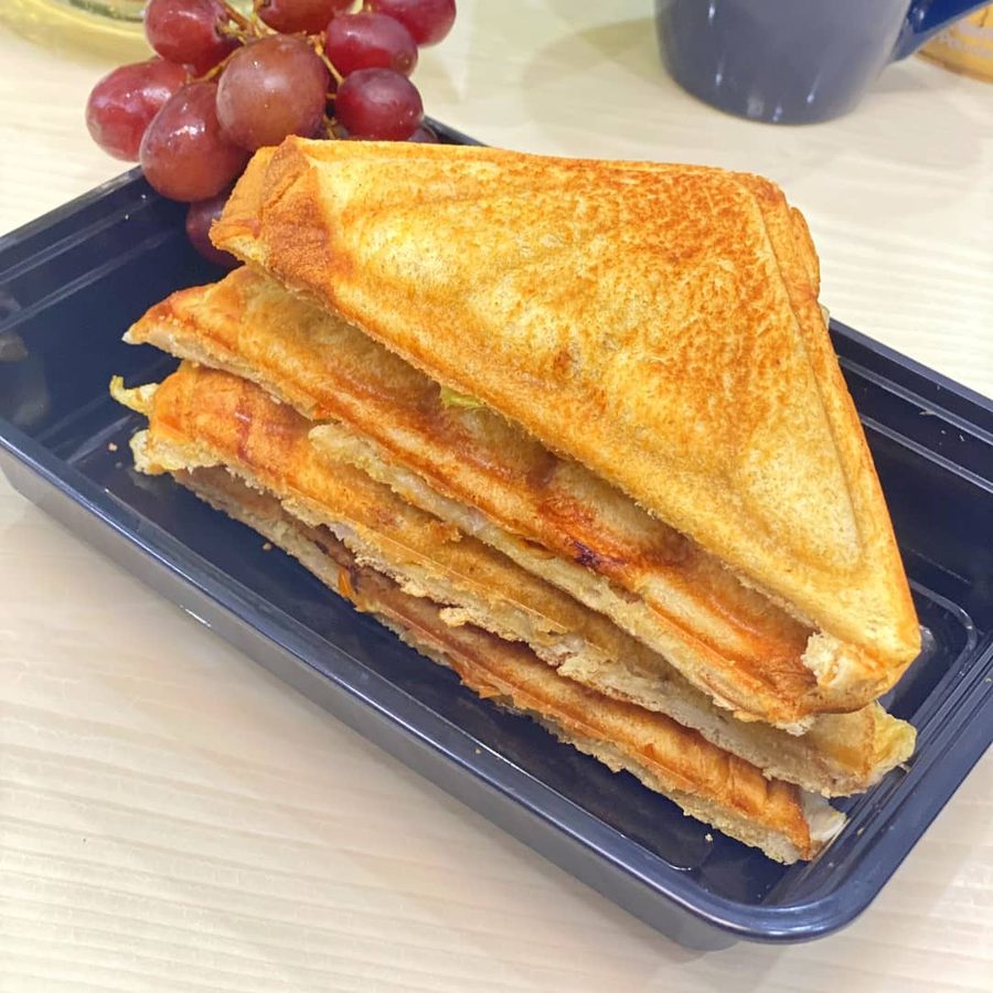 Toast stack